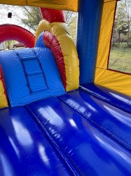 A1BA9670 02A5 4968 A959 6C0243B627DE 1679547122 Wet Balloon Bounce House With Slide Combo